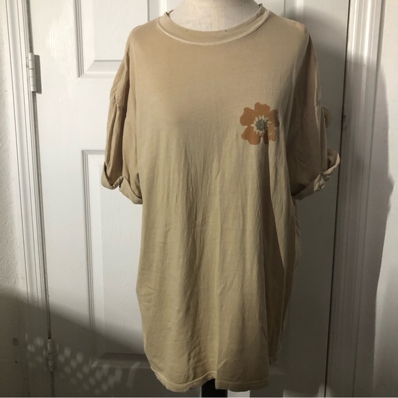 Girl Dangerous Always In Bloom Tee - Picture 5 of 11